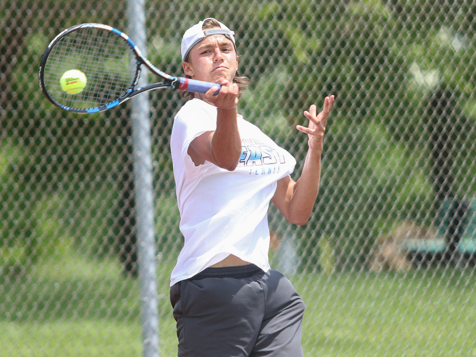 Belleville East's Max Skaer vs. Edwardsville's Zach Trimpe